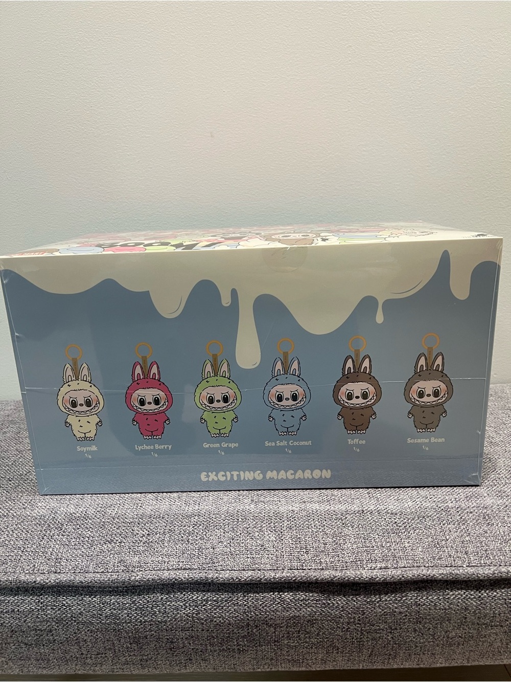 SEALED CASE* Exciting Macaron Labubu - Picture 2 of 2